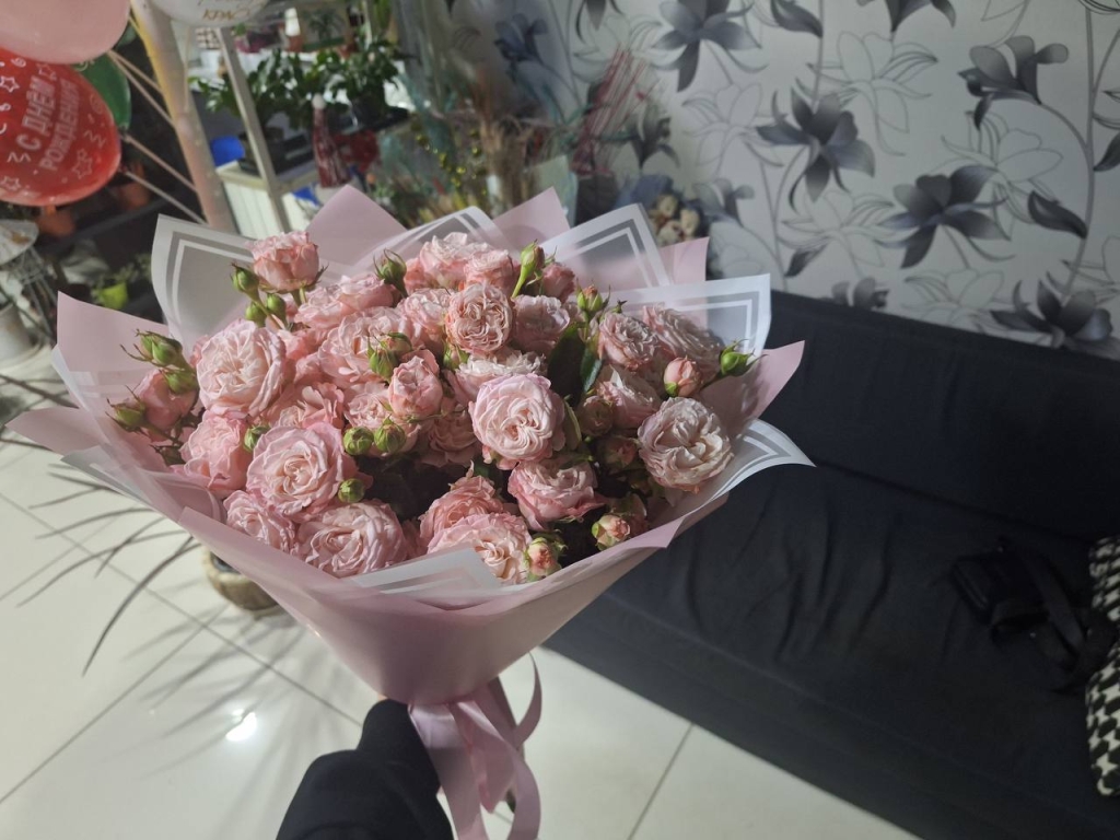 Отзыв от Евгений на сайте Arna Flowers